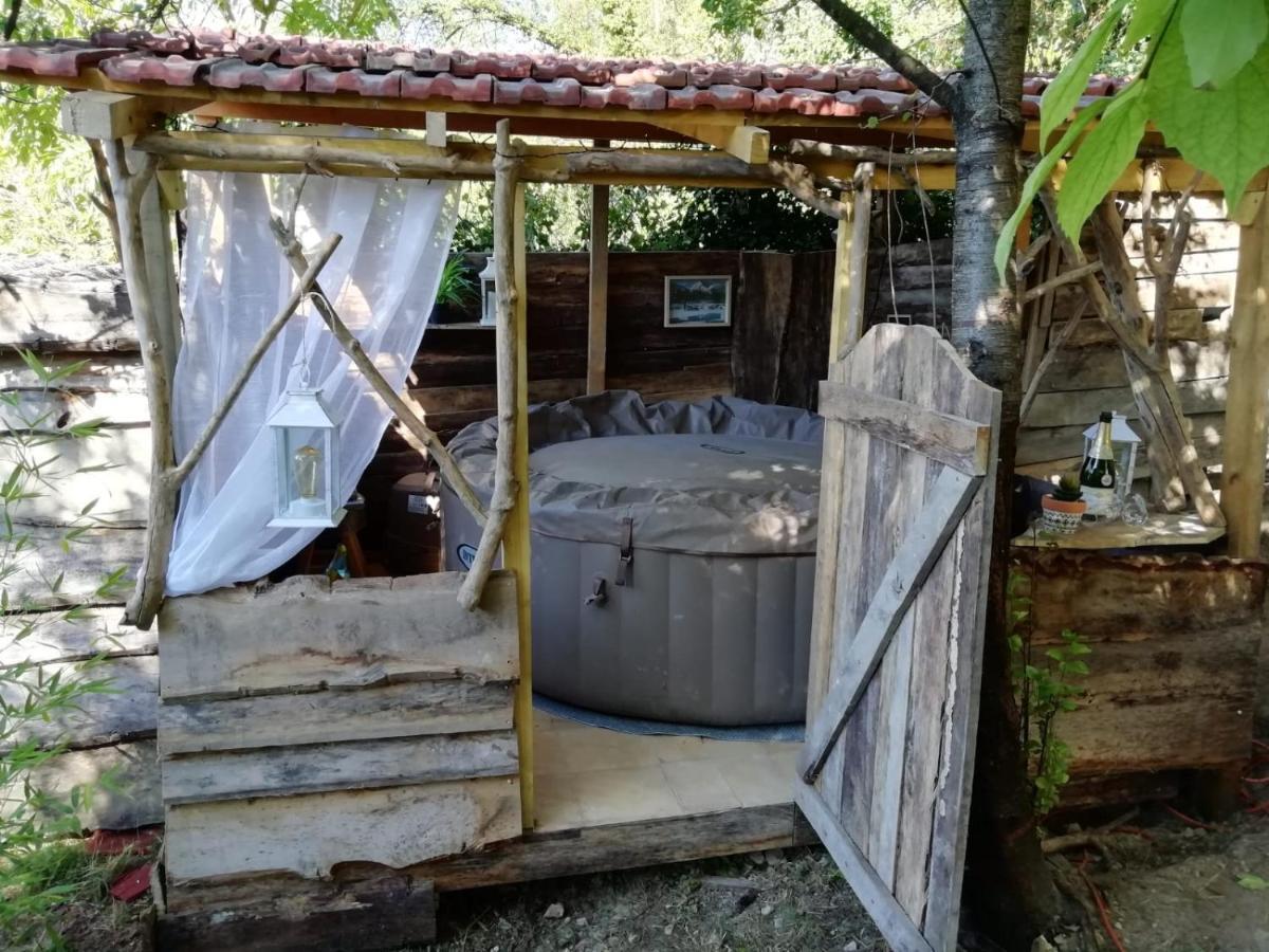 La Cabane Des Trappeurs Crépy-en-Valois Exterior photo